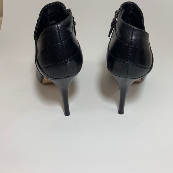 Via Spiga Black Leather Stiletto Booties S… - Picture 4 of 6